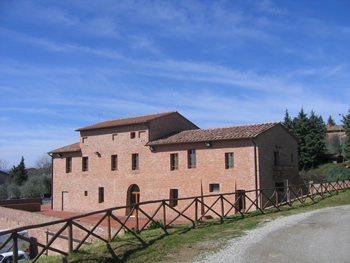 2000 - 2006<br>Ristrutturazione del Podere Il Mandorlo, Siena
